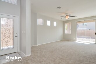 4946 Copperlyn St in Las Vegas, NV - Building Photo - Building Photo