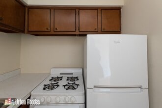 659 W Wrightwood Ave, Unit M00B in Chicago, IL - Foto de edificio - Building Photo
