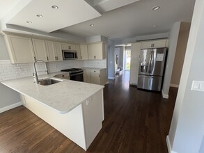 15 Bradford St in Waltham, MA - Building Photo - Building Photo