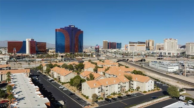 4200 S Valley View Blvd in Las Vegas, NV - Building Photo - Building Photo