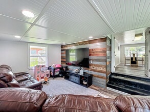 2542 S Palmetto Ave in Sanford, FL - Building Photo - Building Photo