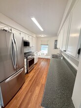 7311 Amber Ln in Eden Prairie, MN - Building Photo - Building Photo