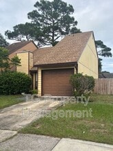 11647 Fort Caroline Lakes Dr in Jacksonville, FL - Building Photo - Building Photo