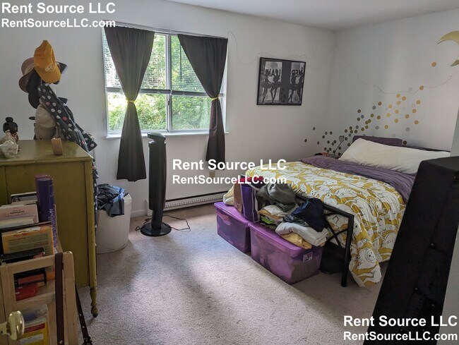 41 Belmont St, Unit 28 in Somerville, MA - Building Photo - Building Photo