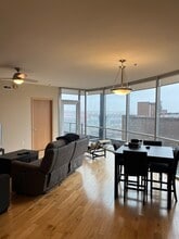 701 W Lakeside Ave, Unit #1002 in Cleveland, OH - Building Photo - Building Photo