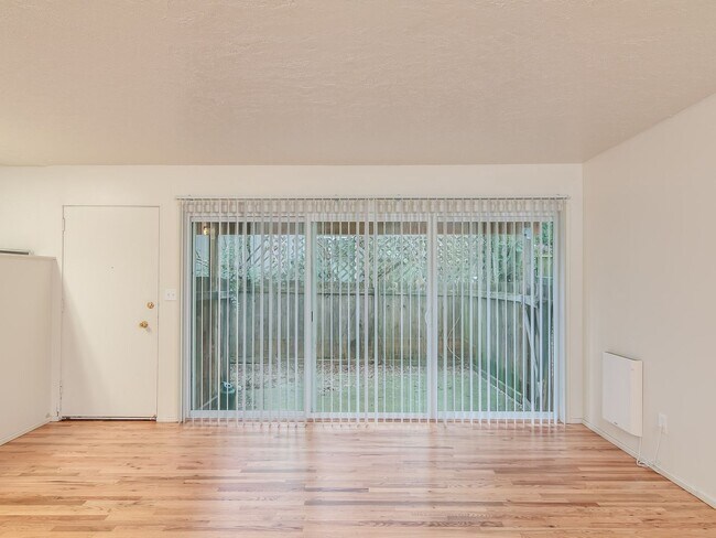 115 SE 73rd Ave in Portland, OR - Building Photo - Building Photo