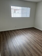 2928 Leeward Ave, Unit 201 in Los Angeles, CA - Building Photo - Building Photo