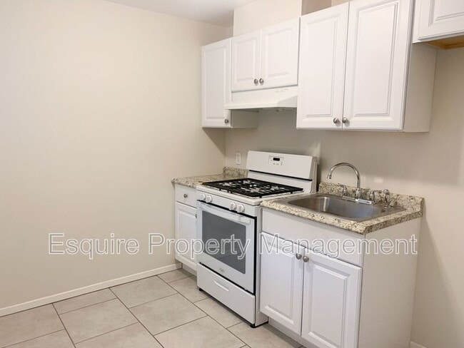 309 HILL in Oxnard, CA - Building Photo - Building Photo