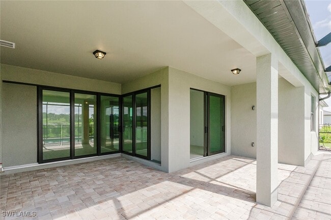 property at 1954 Fresno Ave