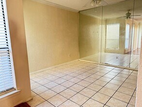 2904 Southern Cross Dr in Garland, TX - Building Photo - Building Photo