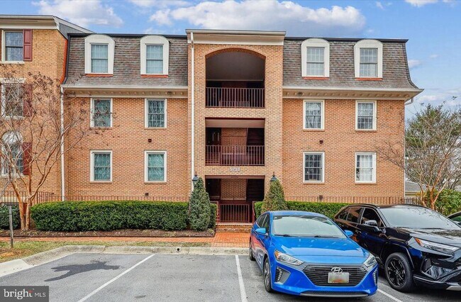 5713 Brewer House Cir in North Bethesda, MD - Building Photo - Building Photo