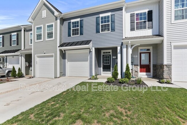 19 Melsonby Dr in Bunker Hill, WV - Building Photo - Building Photo