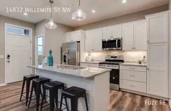 14832 Willemite St NW in Anoka, MN - Building Photo - Building Photo