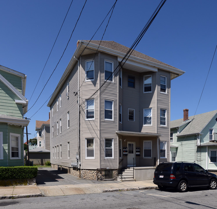 157 Collette St in New Bedford, MA - Building Photo