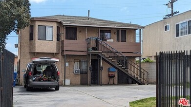 832 W Imperial Hwy in Los Angeles, CA - Building Photo - Building Photo