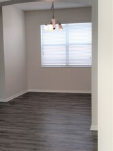 1105 Windton Oak Dr in Ruskin, FL - Building Photo - Building Photo
