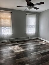 2206 Penrose Ave in Baltimore, MD - Foto de edificio - Building Photo