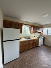 53 1/2 Glenwood Ave in Norwalk, CT - Building Photo - Building Photo