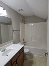 1761 N Keebler Ave, Unit 1761 in Collinsville, IL - Building Photo - Building Photo