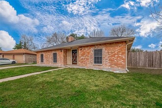 1603 Castle Creek Dr in Missouri City, TX - Building Photo - Building Photo