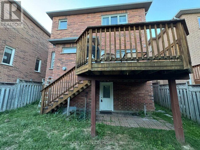 25 Desert View Crescent in Richmond Hill, ON - Building Photo - Building Photo