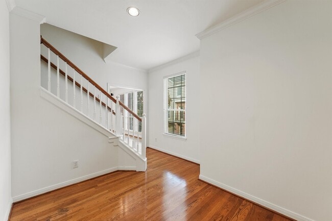 property at 1433 Oneil St