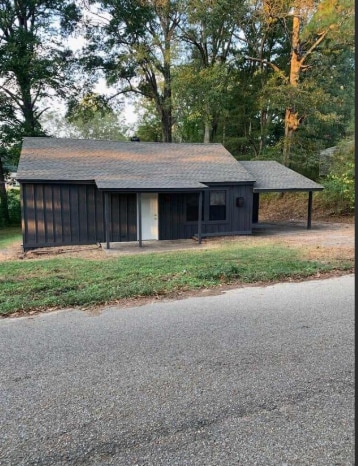 property at 136 Kellum Dr