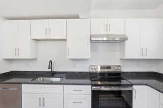 70 Commandants Wy in Chelsea, MA - Building Photo - Building Photo