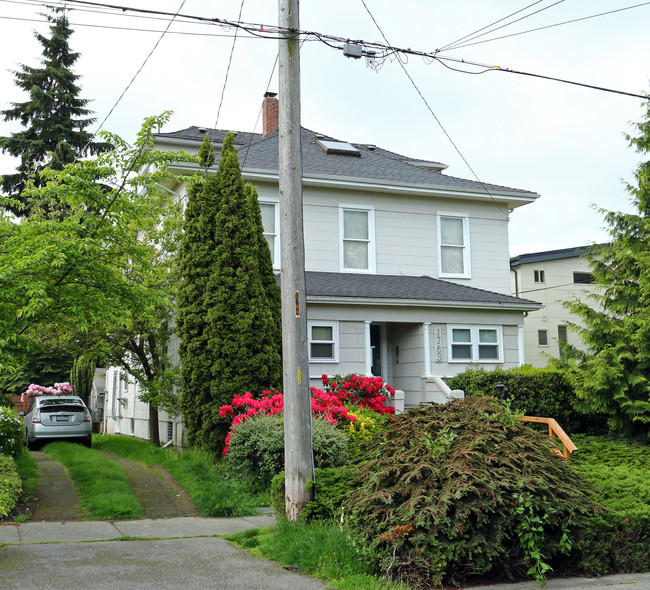 1763 NW 60th St in Seattle, WA - Foto de edificio - Building Photo