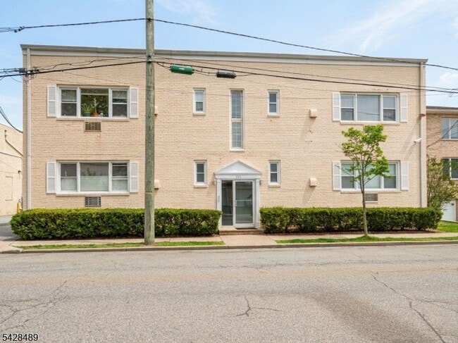 property at 325 1st St