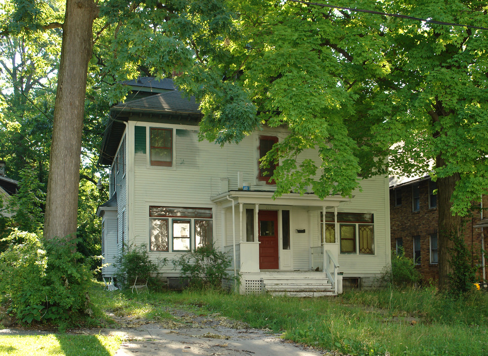 849 Pennsylvania Ave in Youngstown, OH - Building Photo