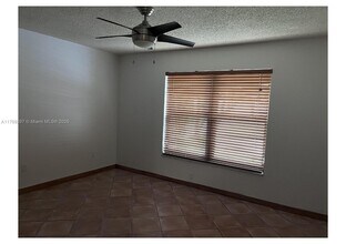 13068 SW 108th Street Cir in Miami, FL - Building Photo - Building Photo
