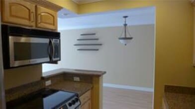 1515 E Broward Blvd, Unit 305 in Fort Lauderdale, FL - Building Photo - Building Photo