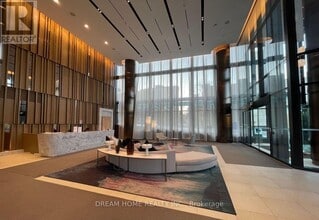 575 Bloor St E in Toronto, ON - Building Photo - Building Photo