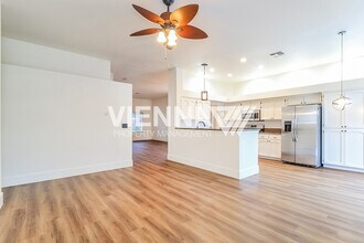 1418 Lorimer Way in Roseville, CA - Building Photo - Building Photo