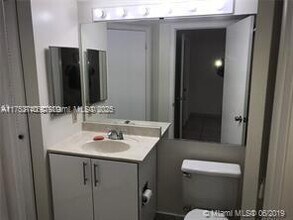 9279 SW 138th Pl in Miami, FL - Building Photo - Building Photo