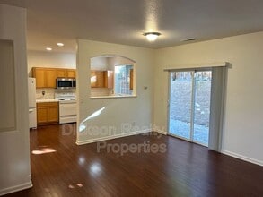 2384 Napoli Dr in Sparks, NV - Building Photo - Building Photo