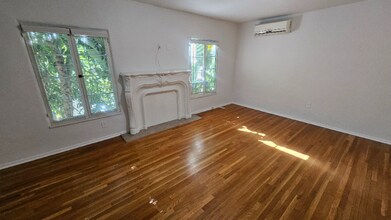 1210 N Orange Grove Ave in West Hollywood, CA - Building Photo - Building Photo
