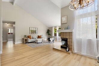 828 Stoneridge Cir in Fairfield, CA - Building Photo - Building Photo