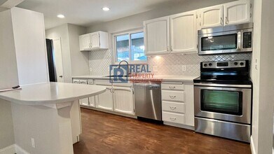 3771 S Huron St in Englewood, CO - Building Photo - Building Photo
