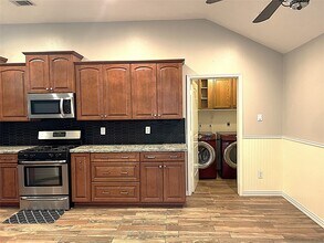 3027 Sandpiper St in Humble, TX - Building Photo - Building Photo