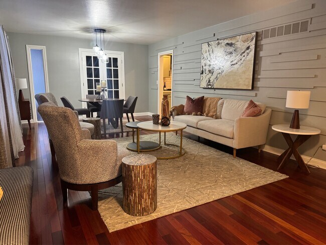 1014 St Andrews Way in Rockford, IL - Building Photo - Building Photo