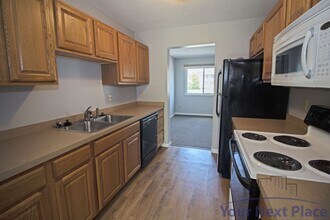 4340 Chatsworth Cir in Shoreview, MN - Building Photo - Building Photo