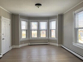 580 Park Ave in Woonsocket, RI - Building Photo