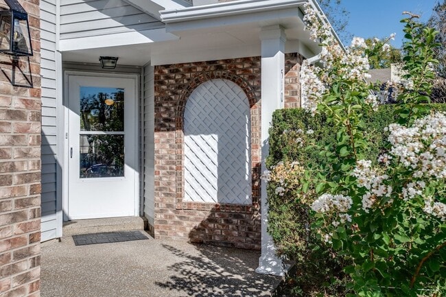 property at 510 Bridal Way Ct