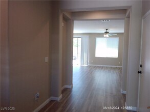 7385 Great Victoria Ave in Las Vegas, NV - Building Photo - Building Photo