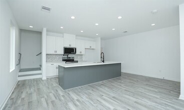 9315 Ashville Dr in Houston, TX - Building Photo - Building Photo