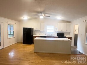 115 Setter Ct in Statesville, NC - Building Photo - Building Photo