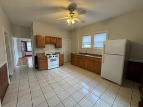 24 Cornell St in Boston, MA - Foto de edificio - Building Photo