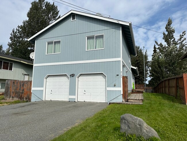 8132 E 6th Ave in Anchorage, AK - Building Photo - Building Photo